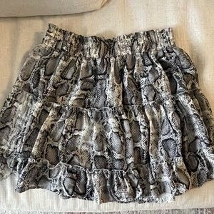 Entro Snake Printed Skirt